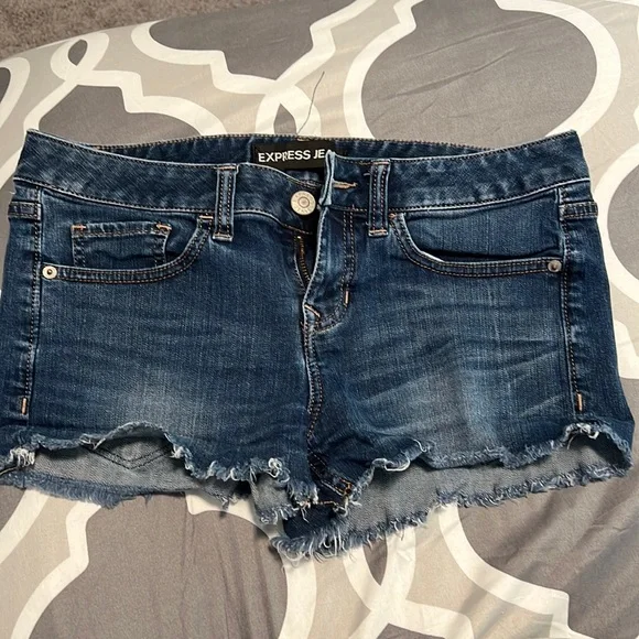 Express Shorts - Denim Blue - Picture 1 of 5